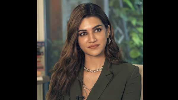 'ಪರಮ ಸುಂದರಿ' ಹಾಡಿನಿಂದ ಕೃತಿ ಅಭಿಮಾನಿಗೆ ಸಂಕಷ್ಟ: ಕ್ಷಮೆ ಕೇಳಿದ ನಟಿ!