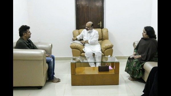 ಸಿ.ಎಂ ಬೊಮ್ಮಾಯಿ ಅವರನ್ನು ಭೇಟಿ ಮಾಡಿದ ಶಿವಣ್ಣ ದಂಪತಿ: ಇದಕ್ಕೆ ಕಾರಣ ಅಪ್ಪು ಕನಸು!