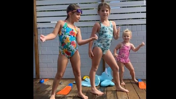 Viral Video: ಕ್ರಿಕೆಟರ್ ಡೇವಿಡ್ ವಾರ್ನರ್ ಮಕ್ಕಳ 'ಸಾಮಿ ಸಾಮಿ' ಡ್ಯಾನ್ಸ್‌ಗೆ ಭಾರಿ ಮೆಚ್ಚುಗೆ!