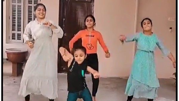 ಜೋಶ್ ವೇದಿಕೆಯಲ್ಲಿ ಧಮಾಕಾ ಎಬ್ಬಿಸಿರುವ ಪ್ರತಿಭಾನ್ವಿತ ಬೇಬಿ ಹನ್ವಿಕಾ