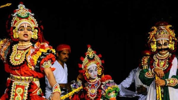 ಯಕ್ಷಗಾನ ಕಲಾವಿದರನ್ನು ಅತಂತ್ರಕ್ಕೆ ನೂಕಿದ ನೈಟ್ ಕರ್ಫ್ಯೂ