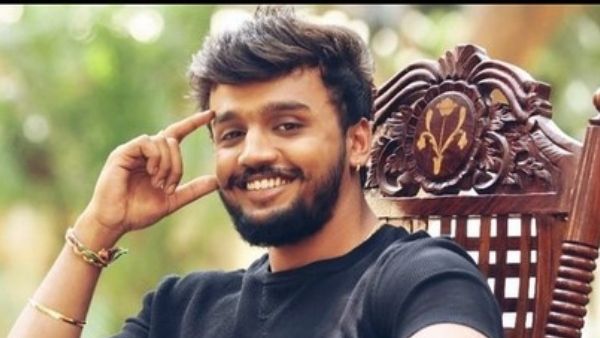 ಅಭಿಮಾನಿ ಮೇಲೆ ಹಲ್ಲೆ ಮಾಡಿದ ಆರೋಪ: ಧನ್ವೀರ್ ವಿರುದ್ಧ ದೂರು ದಾಖಲಿಸಿದ ಫ್ಯಾನ್ | Fan filed Assault Case against By Two Love movie Actor Dhanveer Gowda - Kannada Filmibeat