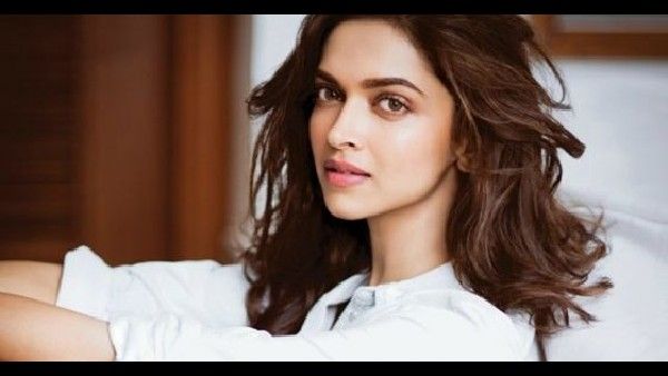 'ಗೆಹ್ರೈಯಾನ್' ಗೆಲುವಿನ ಖುಷಿ ಹಂಚಿಕೊಳ್ಳಲು ಬೆಂಗಳೂರಿಗೆ ಆಗಮಿಸಿದ ದೀಪಿಕಾ ಪಡುಕೋಣೆ.