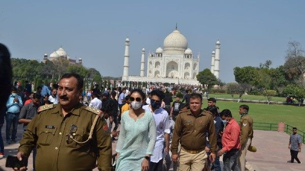 ಆಗ್ರಾದ ತಾಜ್‌ ಮಹಲ್‌ಗೆ ರಕುಲ್ ಪ್ರೀತ್ ಮತ್ತು ಜಾಕಿ ಬಗ್ನಾನಿ ದಿಢೀರ್ ಭೇಟಿ!