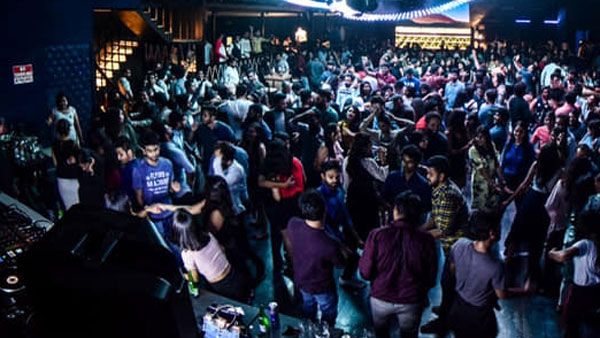 ಪಬ್‌ ಮೇಲೆ ದಾಳಿ, ಡ್ರಗ್ಸ್ ವಶ, ಸ್ಟಾರ್ ನಟಿ, ಬಿಗ್‌ಬಾಸ್ ವಿನ್ನರ್ ವಶಕ್ಕೆ!