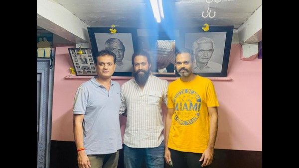 KGF 2: ರಿಲೀಸ್‌ಗೂ ಮುನ್ನ ಹುಟ್ಟೂರಿಗೆ ಭೇಟಿ ಕೊಟ್ಟ ನಿರ್ಮಾಪಕ ವಿಜಯ್ ಕಿರಗಂದೂರು!