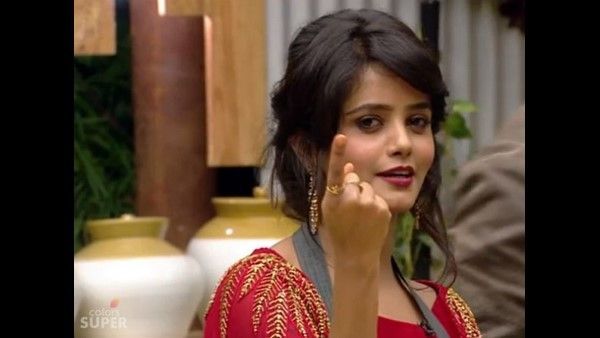 ಅಂಧ ವೇಶ್ಯೆ ಪಾತ್ರದಲ್ಲಿ 'ಅಶ್ವಿನಿ ನಕ್ಷತ್ರ' ಬೆಡಗಿ ಮಯೂರಿ!