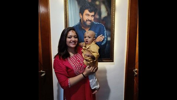 ಚಿರು ನೆನಪಲ್ಲಿ ಕೇಕ್ ಕಟ್ ಮಾಡಿದ ಮೇಘನಾ ರಾಜ್!