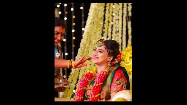 ಅಮ್ಮ ಆಗ್ತಿದ್ದಾರೆ ನಟಿ ರಶ್ಮಿ ಜಯರಾಜ್, ಬೇಬಿ ಶವರ್ ಫೋಟೊಶೂಟ್ ವೈರಲ್!