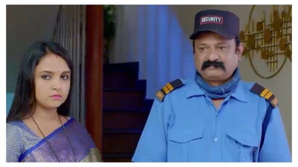 ಅಪ್ಪನ ಆತ್ಮಗೌರವ ಉಳಿಸಲು ನಿಂತ ಮಗಳು