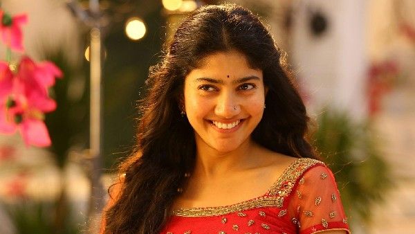 ಲವ್ ಲೆಟರ್ ಬರೆದು ಅಮ್ಮ, ಅಪ್ಪನ ಕೈಯಲ್ಲಿ ಒದೆ ತಿಂದಿದ್ದ ಸಾಯಿ ಪಲ್ಲವಿ!