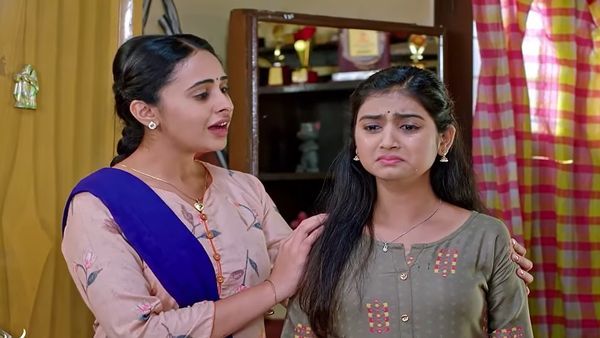 ತಂಗಿಯ ಬೆಂಬಲಕ್ಕೆ ಬಂದ ಸ್ನೇಹಾ: ಮೇಷ್ಟ್ರಿಗೆ ಚಳಿ ಬಿಡಿಸಲು ಸಜ್ಜು!