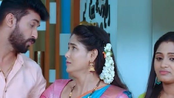 ಅಪ್ಪ ಅಮ್ಮ ಮಾತನಾಡುವುದನ್ನು ಕದ್ದು ಕೇಳಿಸಿಕೊಂಡ ಆದಿ! ಮುಂದೇನು ಮಾಡುತ್ತಾನೆ?