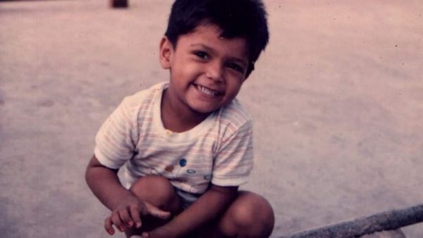 ಈ ಪುಟ್ಟ ಬಾಲಕ ಇಂದು ಸ್ಟಾರ್ ನಟ ಹಾಗೂ ನಿರ್ದೇಶಕ; ಈತ ಯಾರೆಂದು ಗುರುತಿಸಬಲ್ಲಿರಾ?