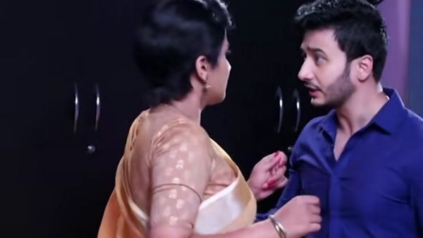 ರೊಮ್ಯಾಂಟಿಕ್ ಮೂಡ್‌ನಲ್ಲಿ ಸತ್ಯಾ; ಕಾರ್ತಿಕ್‌ಗೆ ಸಿಹಿ ಮುತ್ತು!