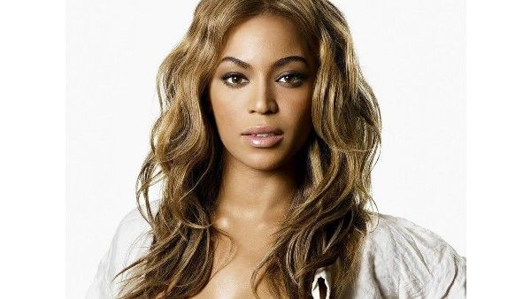 ಒಂದು ಶೋಗೆ 200 ಕೋಟಿ ಸಂಭಾವನೆ ಪಡೆಯುತ್ತಿರುವ ಗಾಯಕಿ! ಯಾರೀಕೆ?