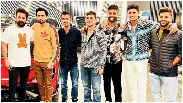 ಯಂಗ್ ಟೈಗರ್ ಜೂ.ಎನ್‌ಟಿಆರ್ ಭೇಟಿ ಮಾಡಿದ ಟೀಂ ಇಂಡಿಯಾ ಆಟಗಾರರು: ಹಿನ್ನೆಲೆ ಏನು?