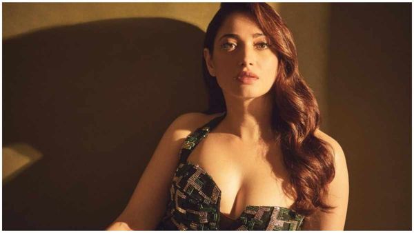 ವರಸೆ ಬದಲಿಸಿದ ತಮನ್ನಾ? ಆತನೊಟ್ಟಿಗೆ ಲಿಪ್‌ಲಾಕ್, ಬೆಡ್ ರೂಂ ಸೀನ್‌ಗಳಿಗೆ ಸೈ ಎಂದ ಮಿಲ್ಕಿಬ್ಯೂಟಿ ?