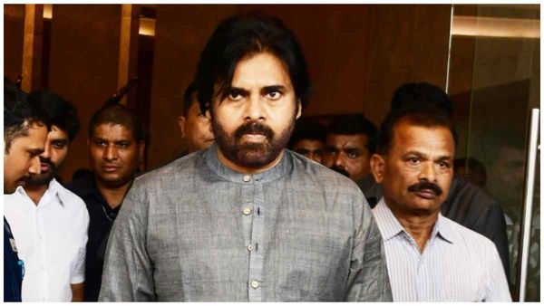 ತಮ್ಮ ಸಿನಿಮಾ ಸಂಭಾವನೆ ಎಷ್ಟು ಎಂದು ಬಹಿರಂಗವಾಗಿ ಘೋಷಿಸಿದ ಪವನ್ ಕಲ್ಯಾಣ್: ದಂಗಾದ ಟಾಲಿವುಡ್