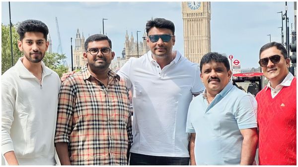 Darshan: ಕಾಲಿಗೆ ಪೆಟ್ಟು ಮಾಡಿಕೊಂಡಿದ್ದ ದರ್ಶನ್ ದಿಢೀರ್ ಯುಕೆ ಫ್ಲೈಟ್ ಏರಿದ್ದೇಕೆ?