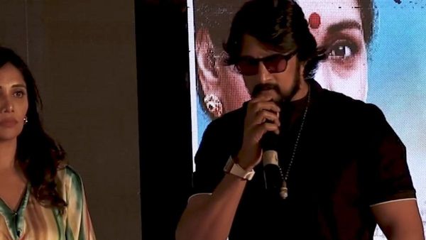 ಕೌಸಲ್ಯ ಸುಪ್ರಜ ರಾಮ‌ ಟ್ರೈಲರ್ ಲಾಂಚ್‌ನಲ್ಲಿ ಧರಿಸಿದ್ದ ಶೂ ಬೆಲೆ ಇಷ್ಟು ದುಬಾರಿ!