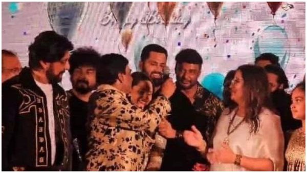 Sudeep- Darshan: ಇನ್ನು ಹತ್ತಿರ ಹತ್ತಿರ.. ಕೈ ಚಾಚುತ್ತಲೇ ಇದ್ದ ಕಿಚ್ಚ: ಅಂದು ಪ್ರತಿಕ್ರಿಯಿಸಿದ್ದ ದಾಸ