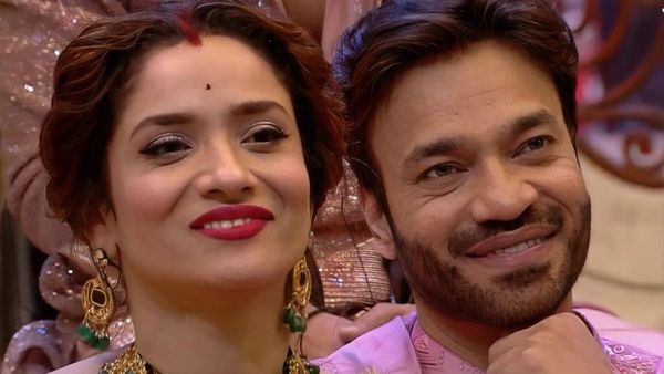 Bigg boss 17: ಹೊರಗಡೆ ಮುದ್ದಾಗಿದ್ದ ಜೋಡಿ ಬಿಗ್ ಬಾಸ್ ಮನೆಗೆ ಬಂದು ಡೈವೋರ್ಸ್ ಪಡೆಯುವಂತೆ ಆಗ್ತಿದ್ಯಾ?