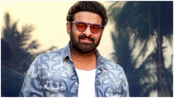 ಪ್ರಭಾಸ್ ಸುಗ್ಗಿ ಸರ್‌ಪ್ರೈಸ್: ಡಾರ್ಲಿಂಗ್ ಆ ಗುಟ್ಟು ರಟ್ಟಾಗುವ ಸಮಯ ಬಂತು!