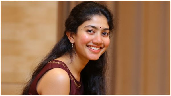 ನಟಿ ಸಾಯಿ ಪಲ್ಲವಿಗೆ ಮುತ್ತಿಟ್ಟ ಅಭಿಮಾನಿ; ವೀಡಿಯೊ ಫುಲ್ ವೈರಲ್