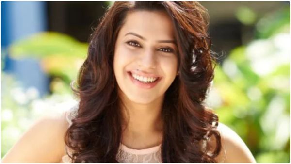 4.5 ಲಕ್ಷದ ಬಾಡಿಗೆ ಫ್ಲ್ಯಾಟ್, ಕೆಜಿ ಕೆಜಿ ಚಿನ್ನ, ಹೀಗಿತ್ತು ರನ್ಯಾ ಚಿನ್ನದ ಬೇಟೆ?