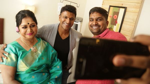 ಯಾವ ಚಿತ್ರವನ್ನು ಒಪ್ಪದ ಬಿ.ಸರೋಜಾದೇವಿ ನಟಸಾರ್ವಭೌಮ ಚಿತ್ರವನ್ನು ಒಪ್ಪಿಕೊಂಡಿದ್ದೇಕೆ ?