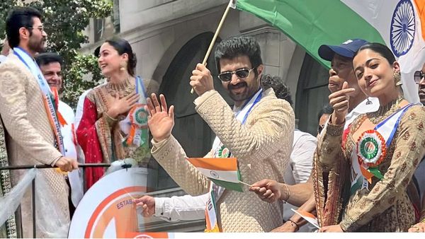 ಅಮೆರಿಕಾದಲ್ಲಿ ಕೈ ಕೈ ಹಿಡಿದು ನಡೆದ ರಶ್ಮಿಕಾ ಮಂದಣ್ಣ ಮತ್ತು ವಿಜಯ್ ದೇವರಕೊಂಡ ; ವಿರೋಶ್ ಎಂದು ಕುಣಿದ ಫ್ಯಾನ್ಸ್