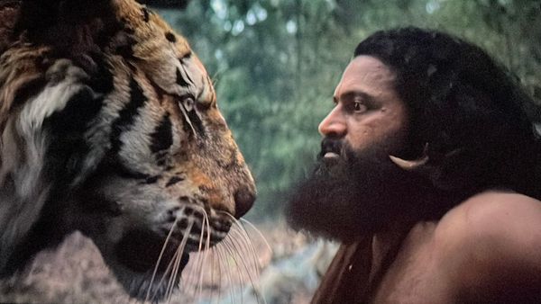 Kantara Day 15 Boxoffice: 3ನೇ ವಾರಕ್ಕೆ 'ಕಾಂತಾರ- 1' ದಾಪುಗಾಲು; 'ಛಾವ' ಹಿಂದಿಕ್ಕಲು ಇನ್ನೆಷ್ಟು ಗಳಿಸ್ಬೇಕು?