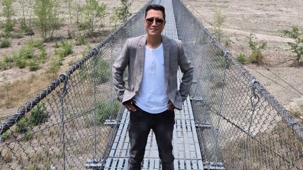 ಹಾಡು ನಿಲ್ಲಿಸಿದ ಇಂಡಿಯನ್ ಐಡಲ್ ವಿನ್ನರ್ ; 43ನೇ ವಯಸ್ಸಿನಲ್ಲಿ ಪಾತಾಳ್ ಲೋಕ್ ನಟ ನಿಧನ-ಚಿತ್ರರಂಗಕ್ಕೆ ಆಘಾತ