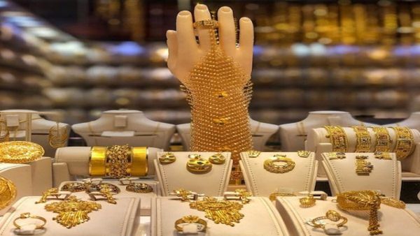 Gold Price Today in Bangalore Gold Rates Surge for 24K 22K and 18K After Recent Decline
