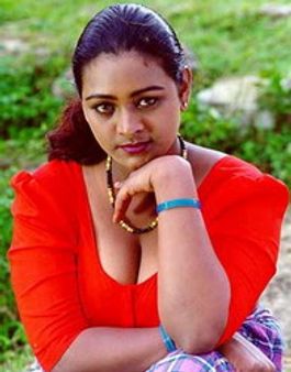 മമ്മൂട്ടിയും ലാലും എന്നെ പേടിച്ചിരുന്നു: ഷക്കീല