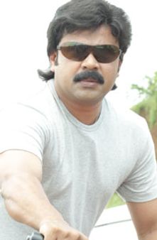 ദിലീപ് +ഫാസില്‍ = മോസസ് ഡി സാമുവല്‍