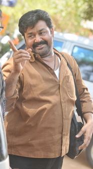 ബ്ലെസിയിലെ തിരക്കഥാകൃത്ത് ലക്ഷ്യം കണ്ടില്ല