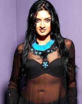 വിമലാ രാമനും ബിക്കിനിയിലേക്ക്‌