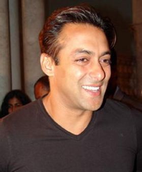 ഷാരൂഖിന്റെ അനുഭവമോര്‍ത്ത്‌ സല്‍മാന്‍ പിന്മാറി