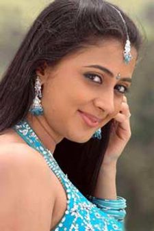 ശ്രീനിയുടെ നായികയായി കനിഹ