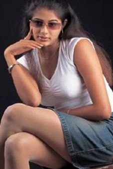 40 ലക്ഷം പ്രതിഫലം വാങ്ങിയില്ലെന്ന്‌ പ്രിയാമണി