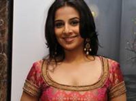 വിദ്യ മലയാളത്തിലേക്ക് തിരികെയെത്തുന്നു