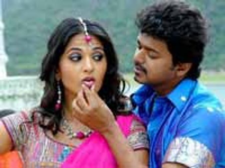 വിജയ്‌യുടെ വേട്ടൈക്കാരന്‍ എത്തുന്നു