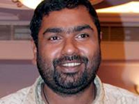 മൃഗയയുടെ റീമേക്കിനില്ല: അമല്‍ നീരദ്