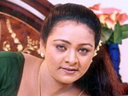 ഷക്കീലയ്ക്ക് ജൂണില്‍ പ്രണയസാഫല്യം