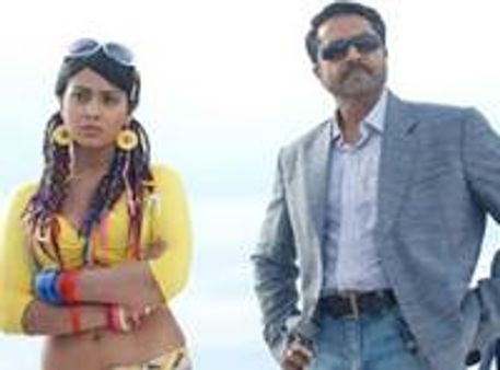 റിലീസിന് മുമ്പെ ജഗ്ഗുഭായി നെറ്റില്‍!