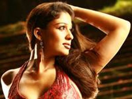 നയന്‍സ് ആദ്യമായി കന്നഡത്തില്‍