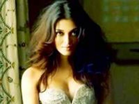 ഐശ്വര്യയ്ക്ക് വിലയേറുന്നു