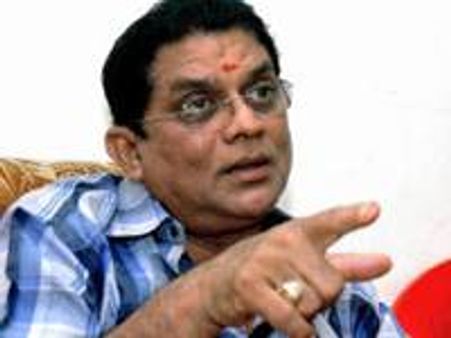 തിലകനെ അമ്മ വിലക്കിയിട്ടില്ല: ജഗതി